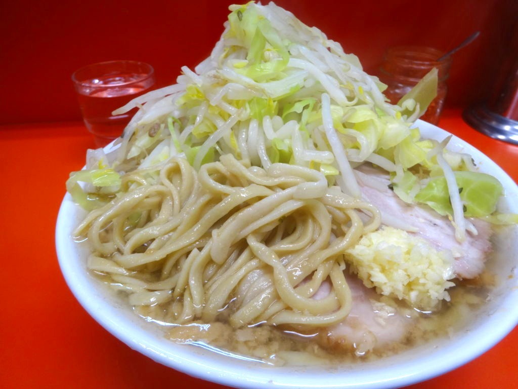 ラーメン二郎＠神保町の麺