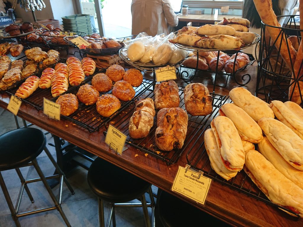 クロスロード ベーカリー 恵比寿本店 （Crossroad bakery）　食べ放題のパン7