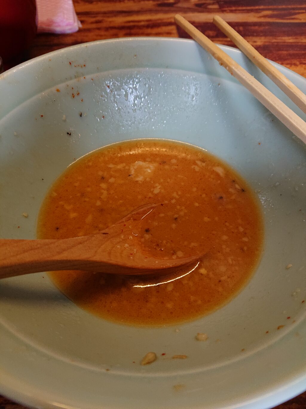 辛味噌ラーメン 大（太麺、野菜まし、ニンニク少なめ、脂増し、こってりスープ） 完食