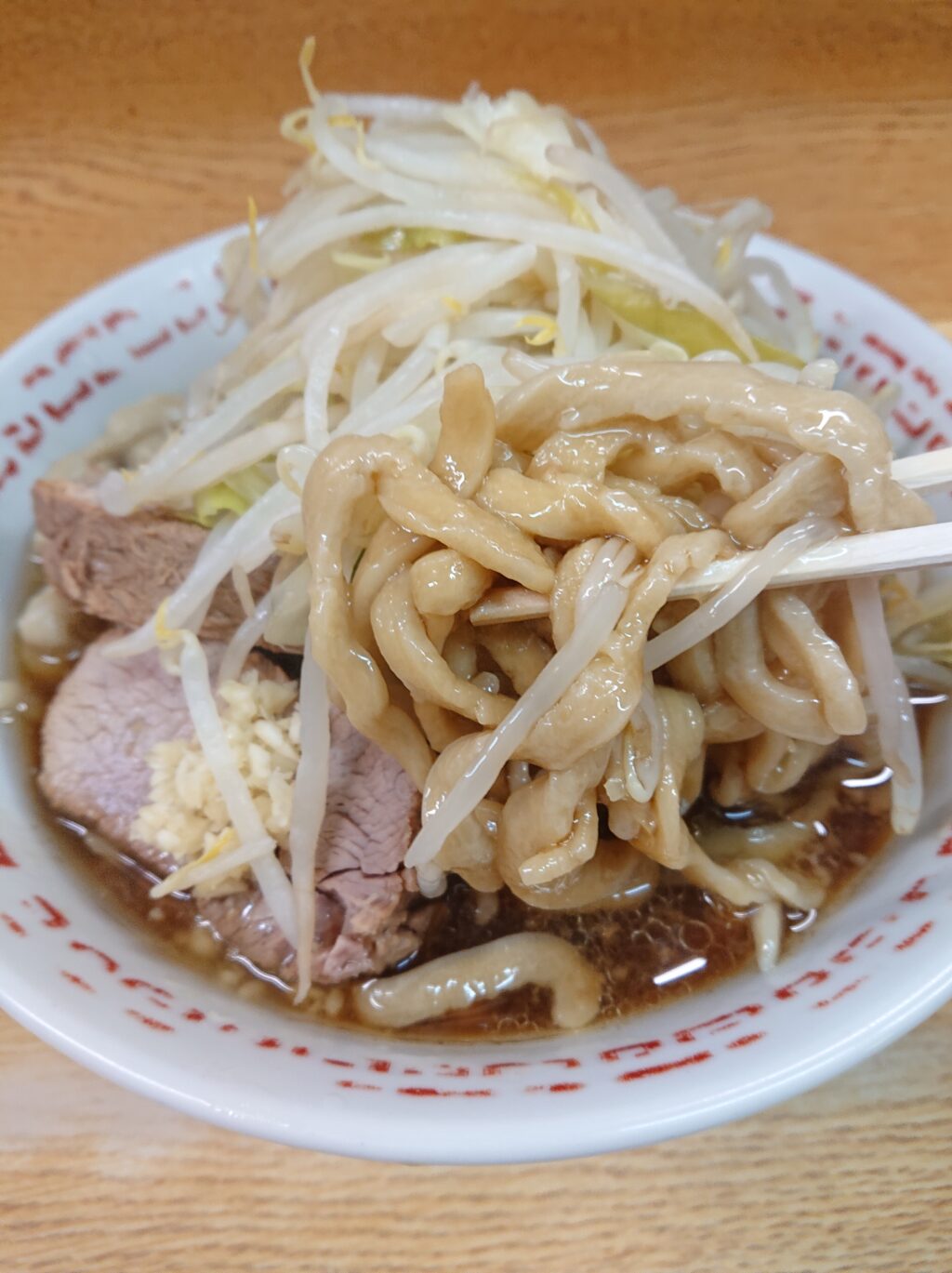 新代田二郎　麺