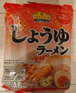 TOPVALUインスタント袋麺しょうゆラーメン パッケージ