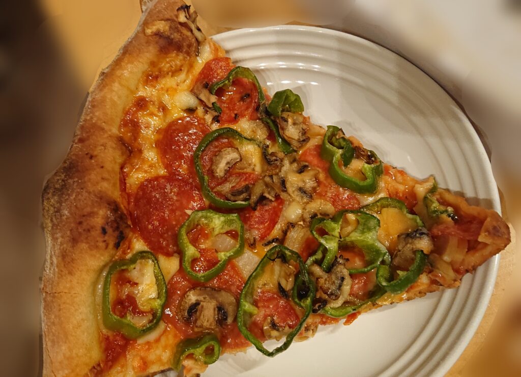 the pizza tokyo広尾　ミックスピザのカットピザ