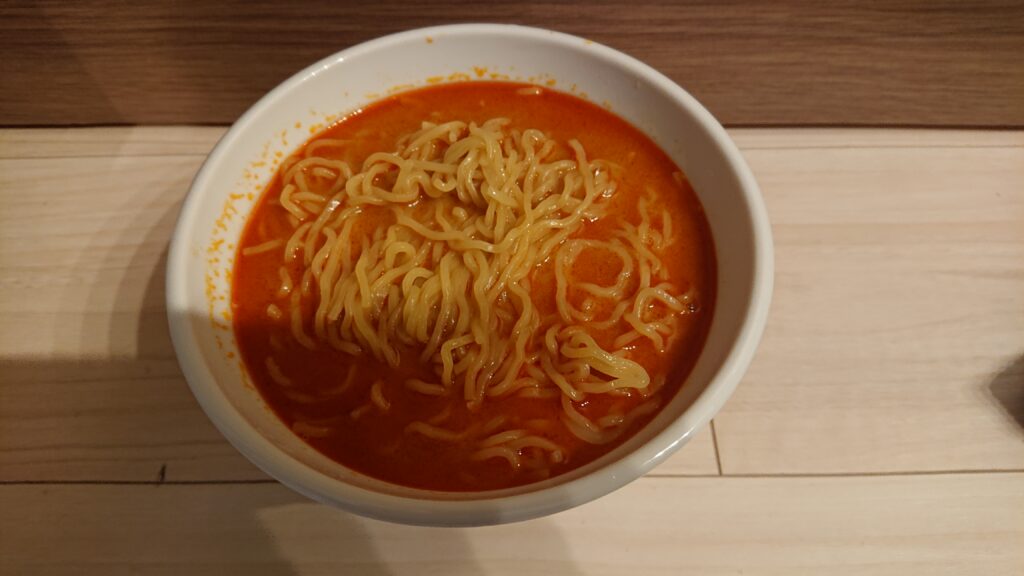[スープの達人]担々麺スープと生麺