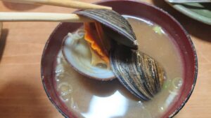 沖シジミの味噌汁のシジミ