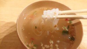 成城石井のスープ＆フォー の麺（フォー）