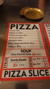 ピザ スライス（PIZZA SLICE）ピザの メニュー