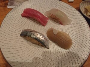松栄（まつえ） 恵比寿本店 コースのお寿司のにぎり1