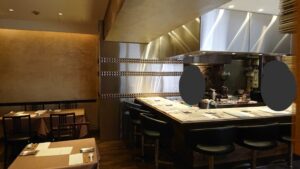 MASA’S KITCHEN 恵比寿（マサズキッチン） のキッチン、カウンター、テーブル席など