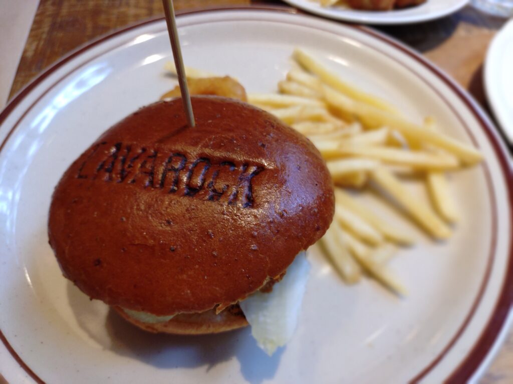 神谷町クリスピーチキンバーガー 上から