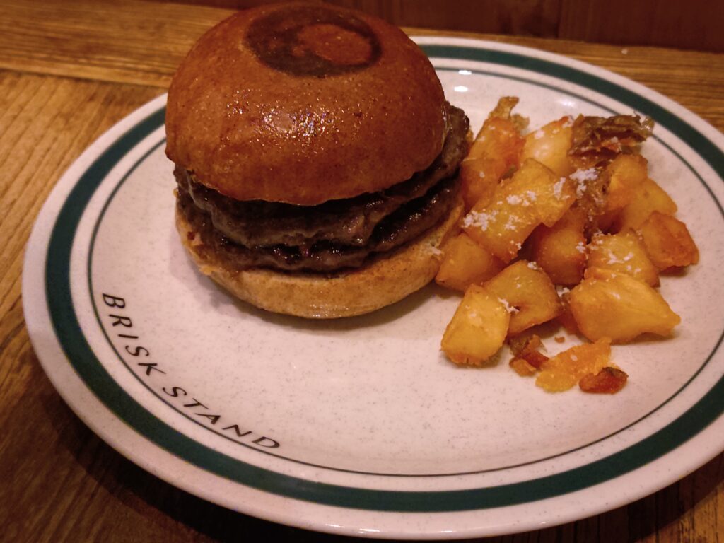 クラシックハンバーガー(ダブルクラシックバーガー) 1,950円