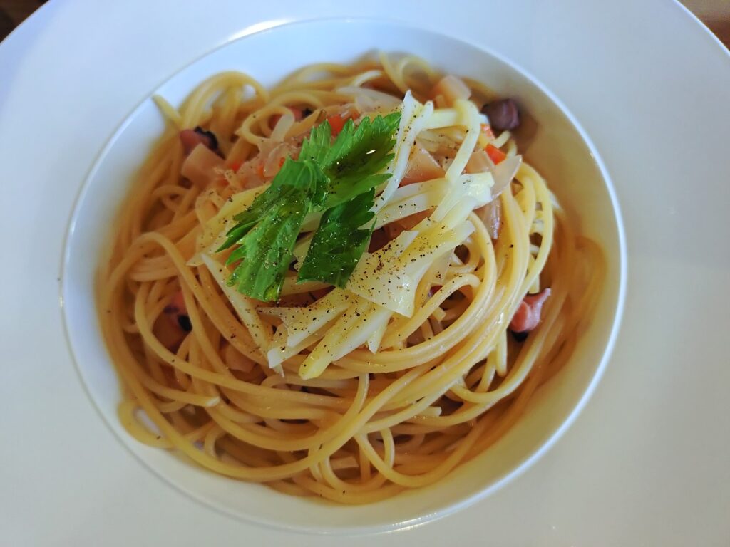 週替わりパスタ(タコとジャガイモ)(大盛り)