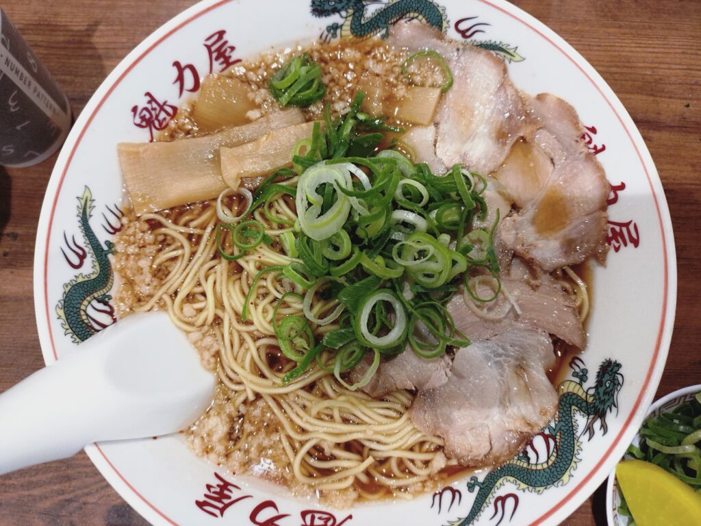 魁力屋の京都背脂醤油ラーメン（大盛り）