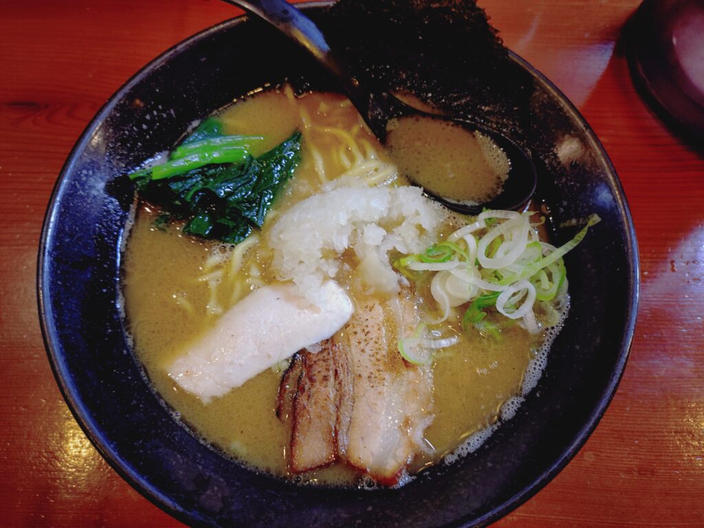 三代目麺処まるは極の鶏白湯らーめん全体像