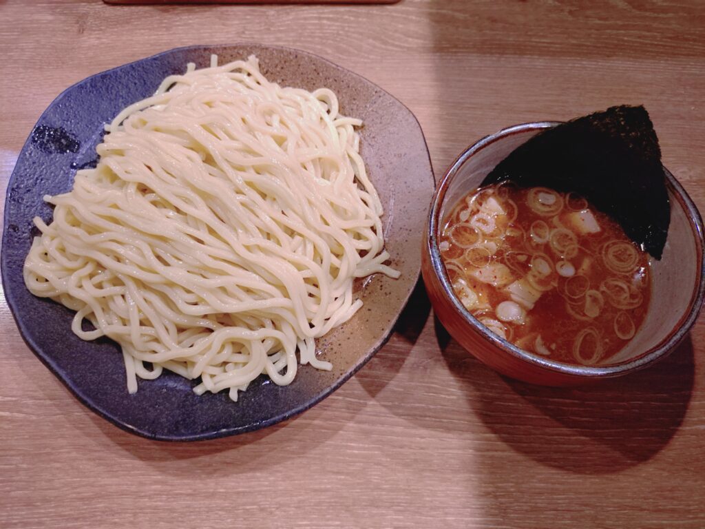 つけ麺屋ごんろく つけ麺大盛りの全体写真