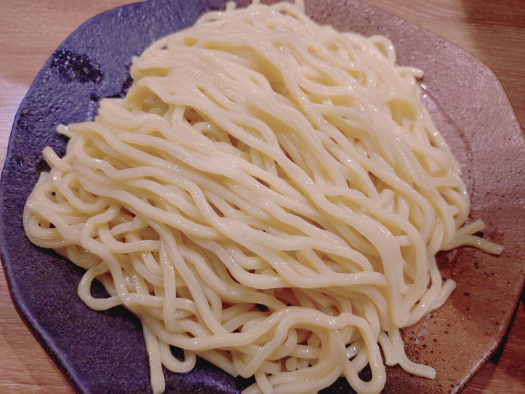 つけ麺屋ごんろくのツルツルモチモチな太麺